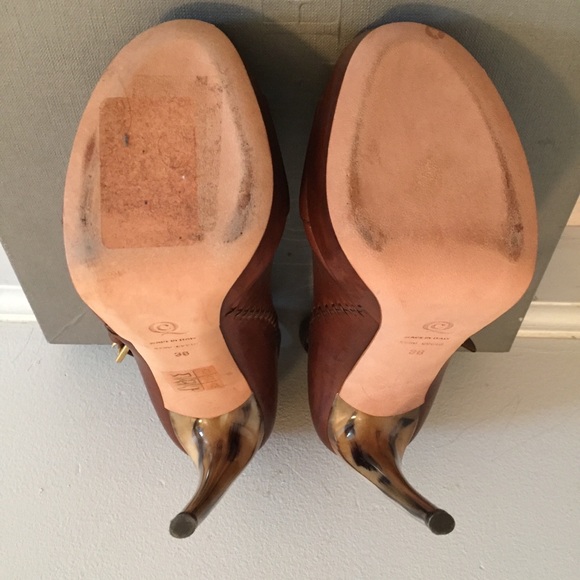 Alexander McQueen t-strap leather sandals SZ IT36 - Picture 7 of 8